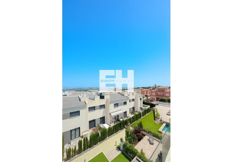 Apartamento  - Segunda mano - Los Balcones - Costa Blanca