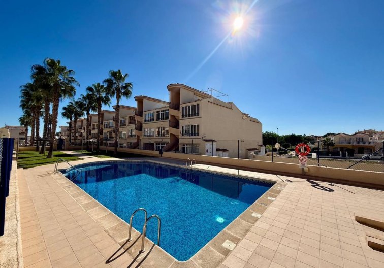 Apartamento  - Segunda mano - Orihuela - Los Balcones Y Los Altos