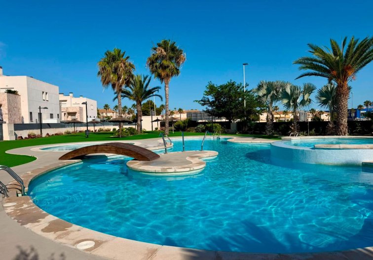 Apartamento  - Segunda mano - Torrevieja - Aguas Nuevas