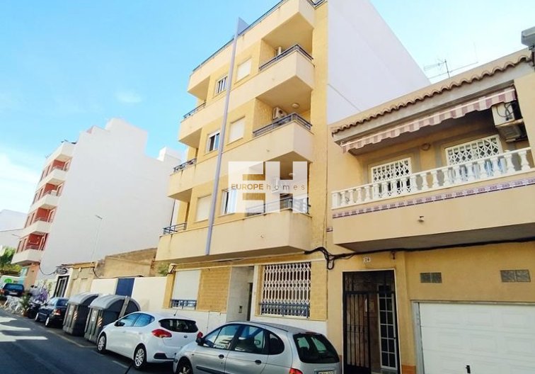 Apartamento  - Segunda mano - Torrevieja - CENTRO CASCO URBANO