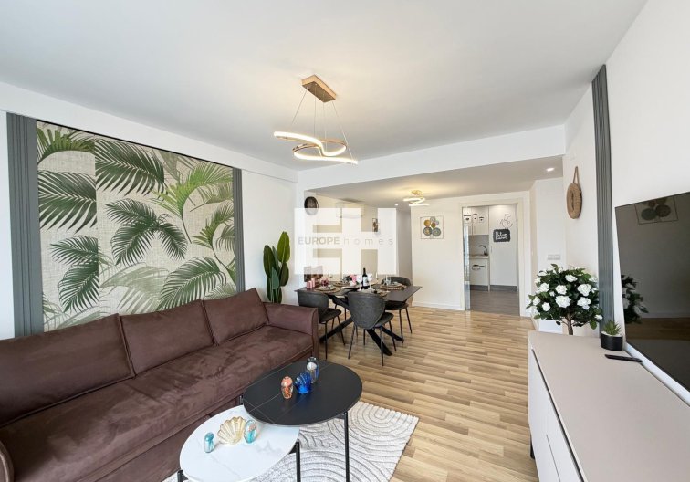 Apartamento  - Segunda mano - Torrevieja - Centro