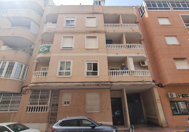 Apartamento  - Segunda mano - Torrevieja - Centro