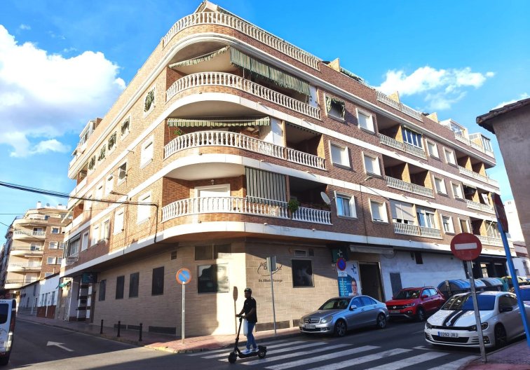 Apartamento  - Segunda mano - Torrevieja - Centro