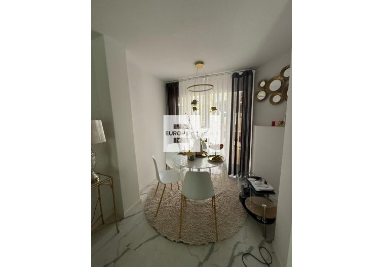 Apartamento  - Segunda mano - Torrevieja - Costa Blanca