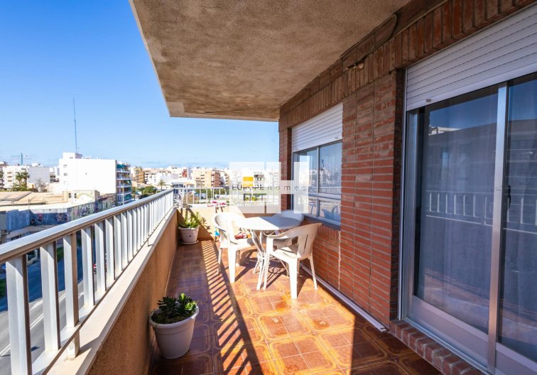 Apartamento  - Segunda mano - Torrevieja - Costa Blanca
