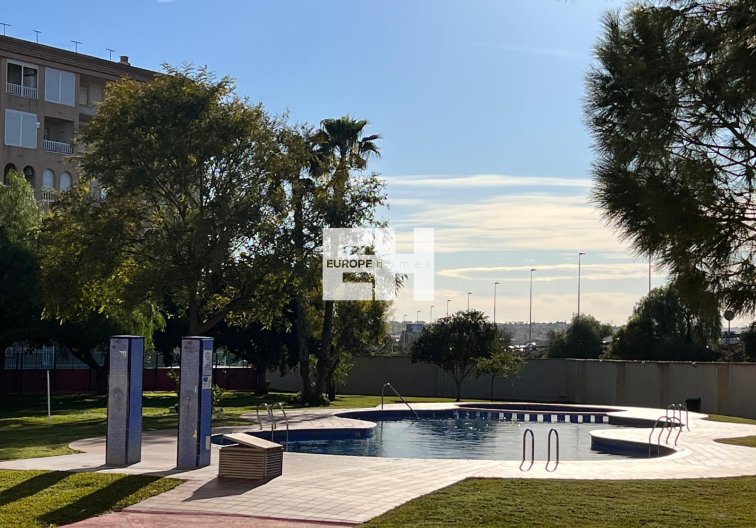 Apartamento  - Segunda mano - Torrevieja - Costa Blanca