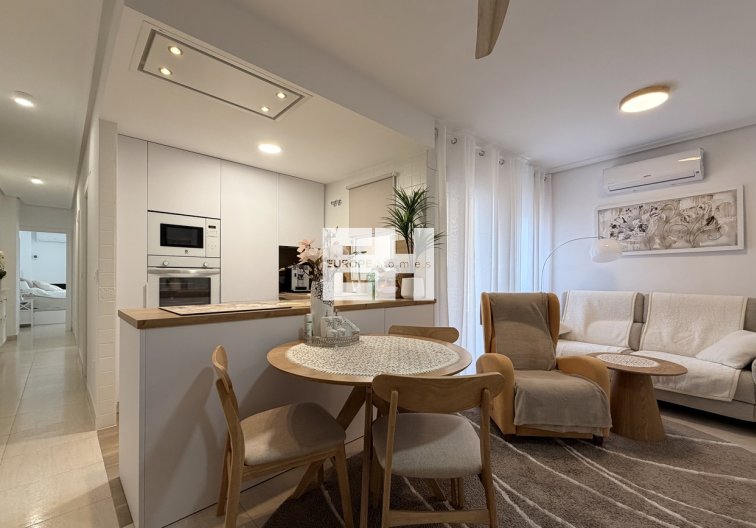 Apartamento  - Segunda mano - Torrevieja - Costa Blanca