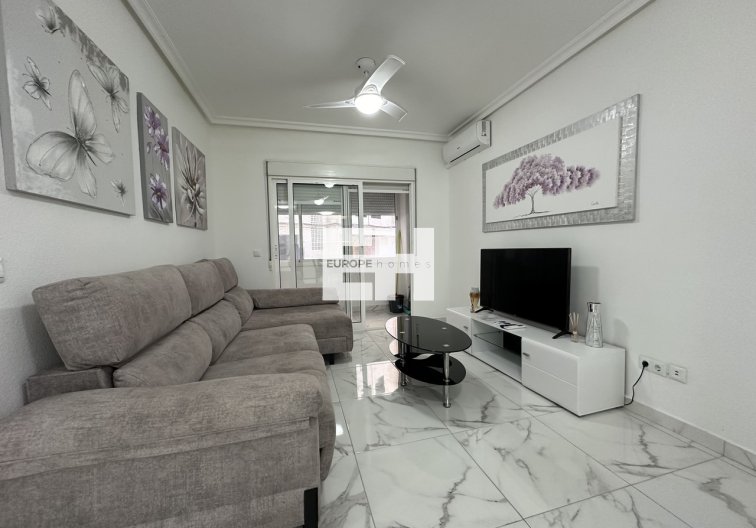 Apartamento  - Segunda mano - Torrevieja - Costa Blanca