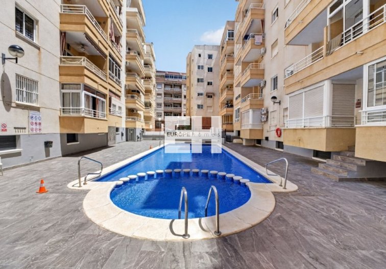 Apartamento  - Segunda mano - Torrevieja - Costa Blanca