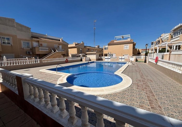 Apartamento  - Segunda mano - Torrevieja - Costa Blanca