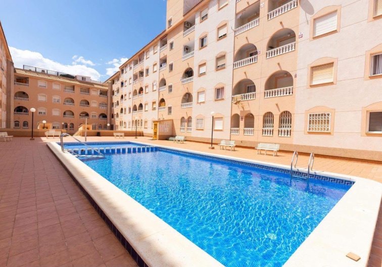 Apartamento  - Segunda mano - Torrevieja - Costa Blanca