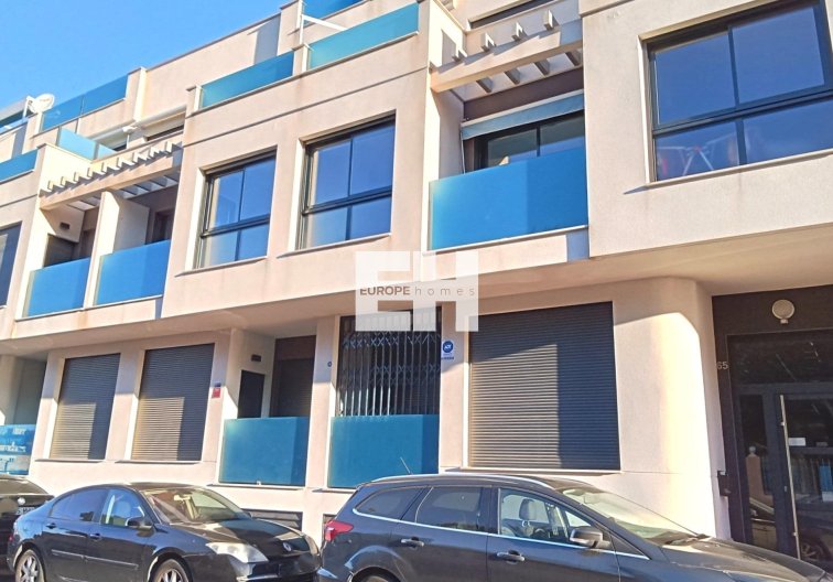 Apartamento  - Segunda mano - Torrevieja - Estacion De Autobuses