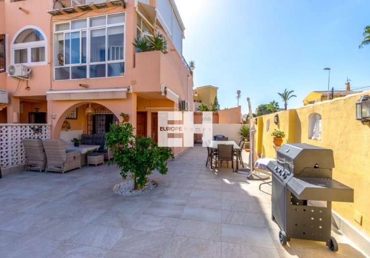 Apartamento  - Segunda mano - Torrevieja - La Rosaleda