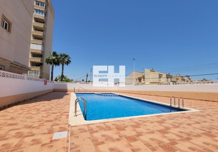 Apartamento  - Segunda mano - Torrevieja - Nueva Torrevieja