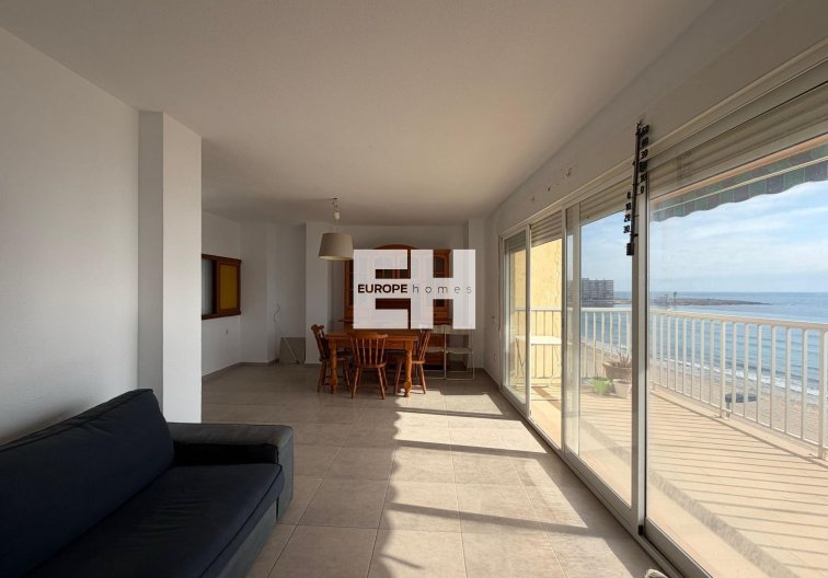 Apartamento  - Segunda mano - Torrevieja - Playa de los Locos