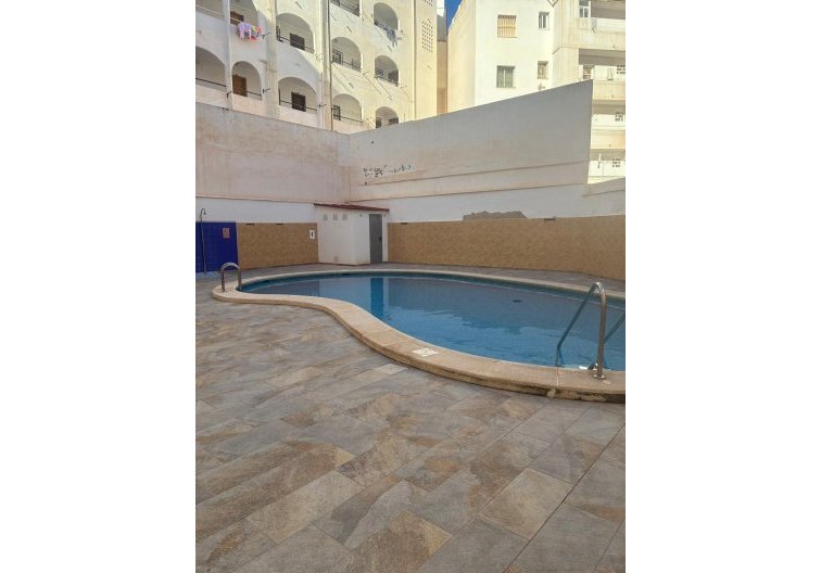 Apartamento  - Segunda mano - Torrevieja - Playa de los Locos