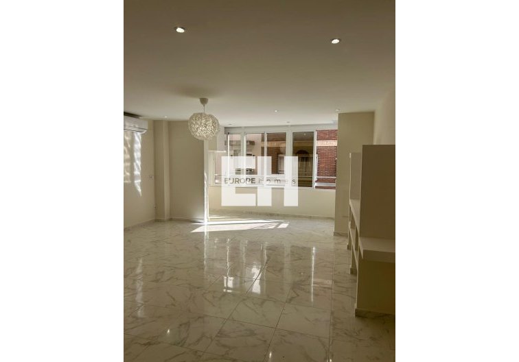 Apartamento  - Segunda mano - Torrevieja - Torrevieja