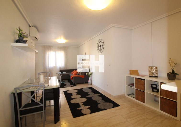Apartment - Resale - Torrevieja - Centro