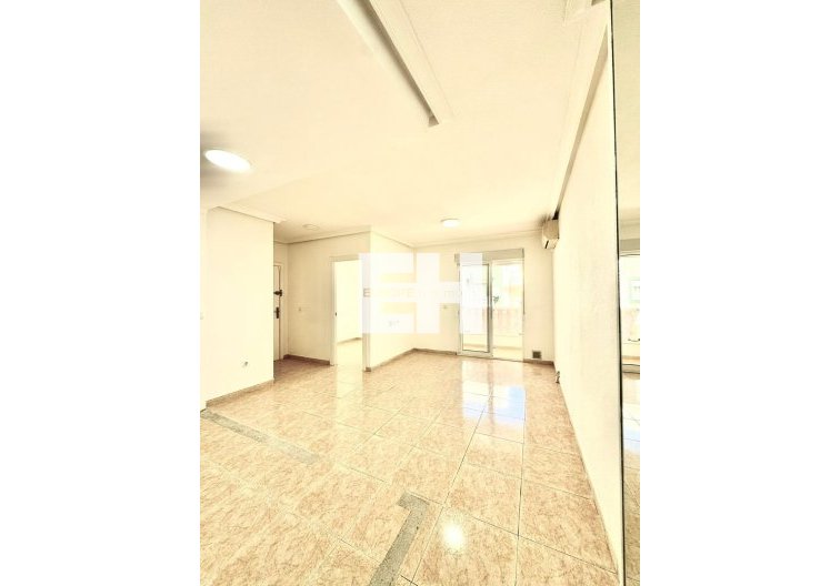 Apartment - Resale - Torrevieja - Centro