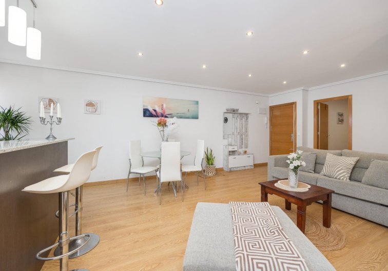 Apartment - Resale - Torrevieja - Centro