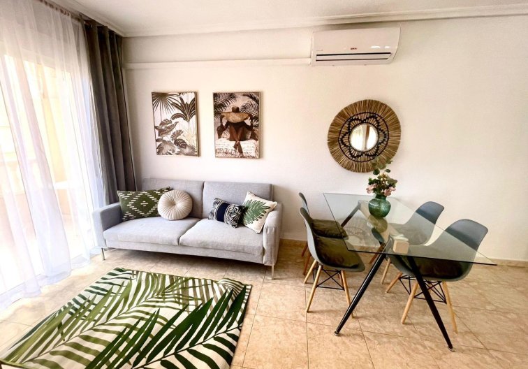Apartment - Resale - Torrevieja - Centro