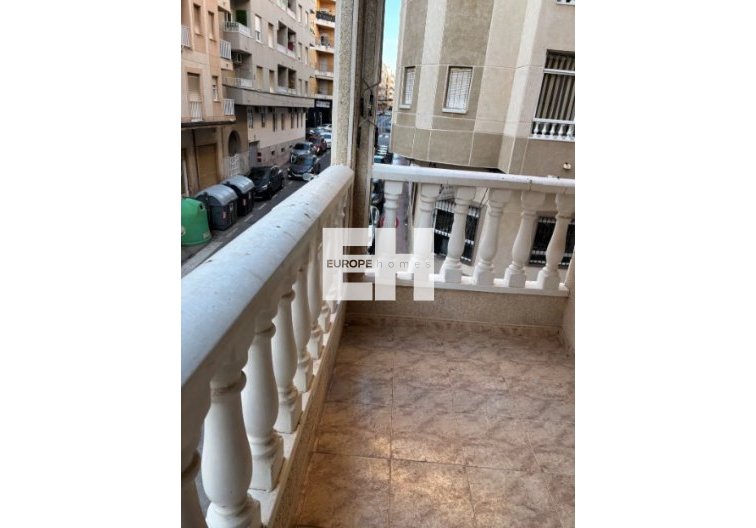 Apartment - Resale - Torrevieja - Costa Blanca