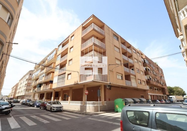 Apartment - Resale - Torrevieja - Costa Blanca