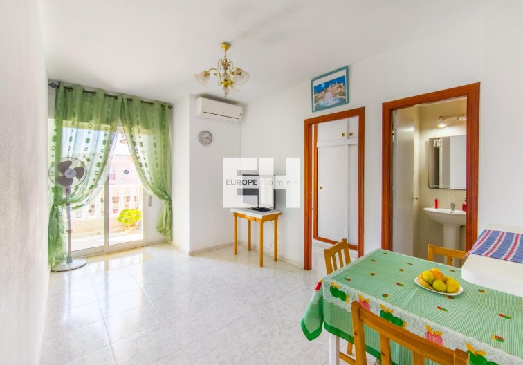 Apartment - Resale - Torrevieja - Estacion De Autobuses
