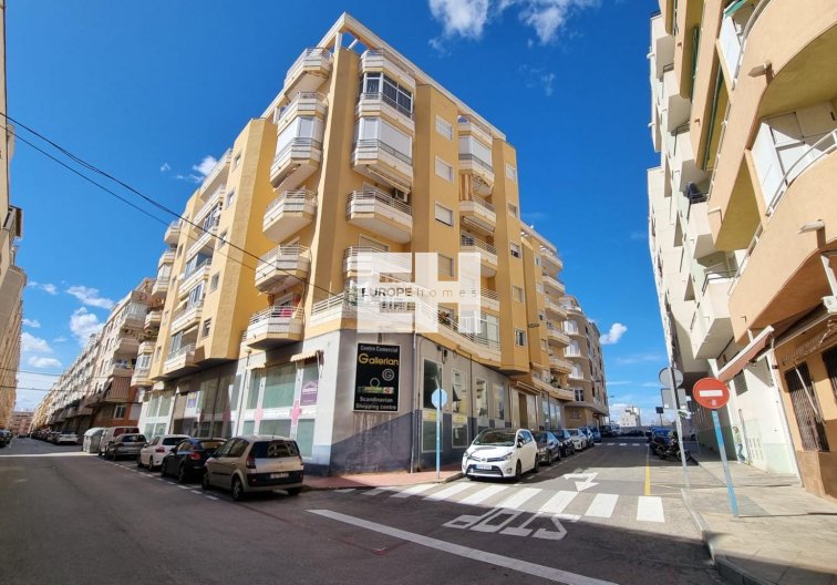 Apartment - Resale - Torrevieja - Habaneras