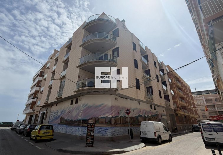 Apartment - Resale - Torrevieja - Playa de los Locos