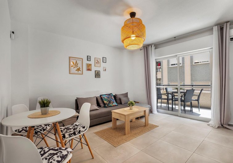 Apartment - Resale - Torrevieja - Playa de los Locos