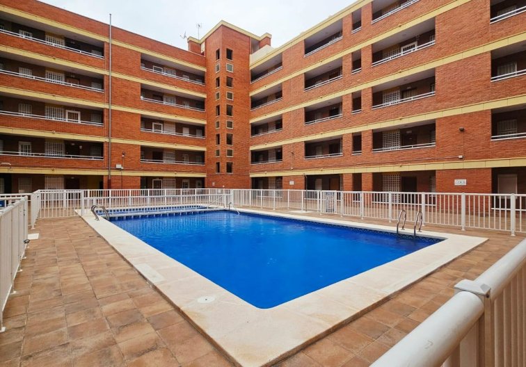 Apartment - Resale - Torrevieja - Playa de los Naúfragos