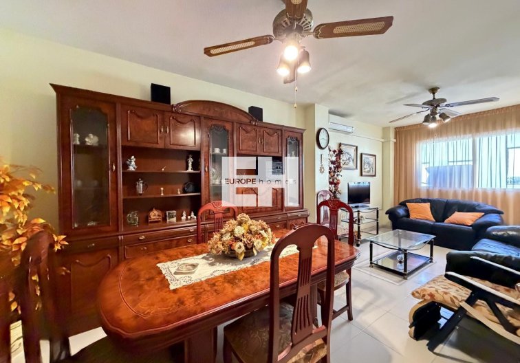 Apartment - Resale - Torrevieja - Playa del Cura