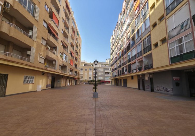 Apartment - Resale - Torrevieja - Playa del Cura