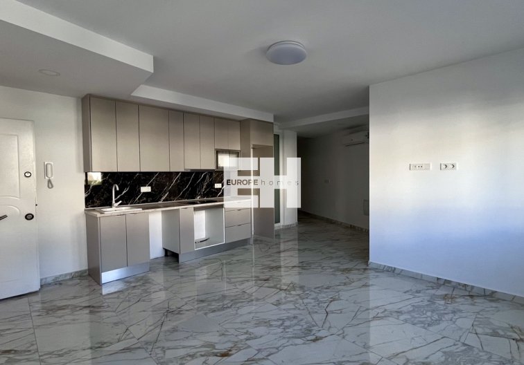 Apartment - Resale - Torrevieja - PLAYA LOS LOCOS