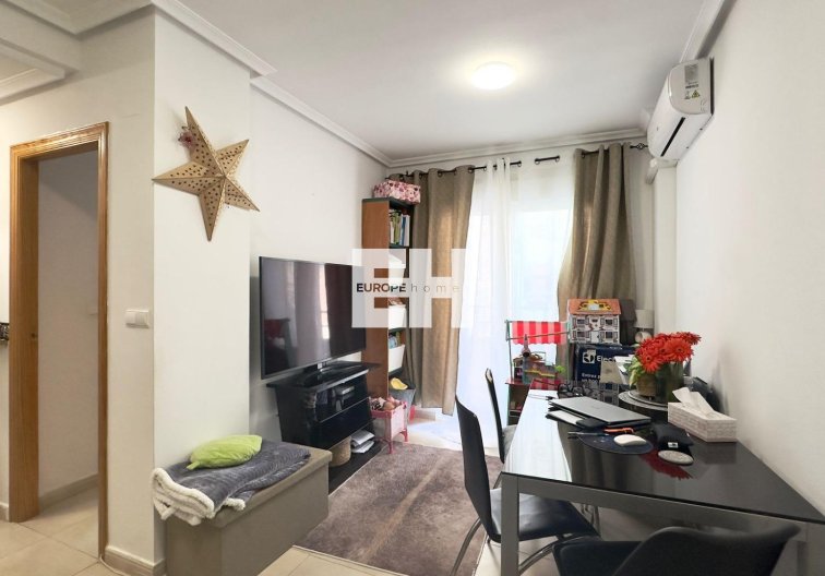 Apartment - Resale - Torrevieja - Torrevieja