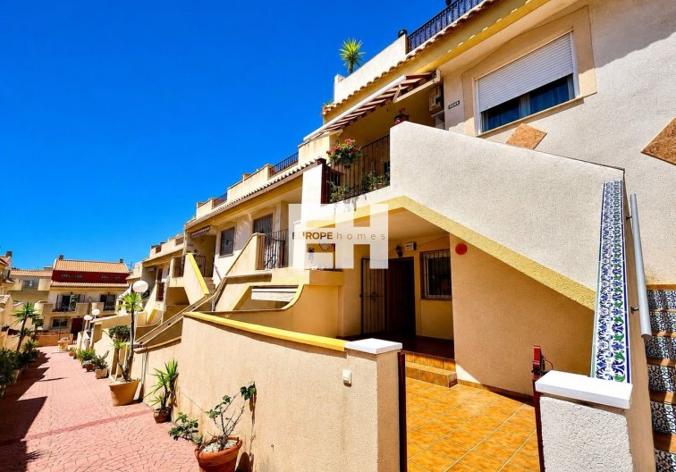 Appartement - Herverkoop - La Zenia - Costa Blanca