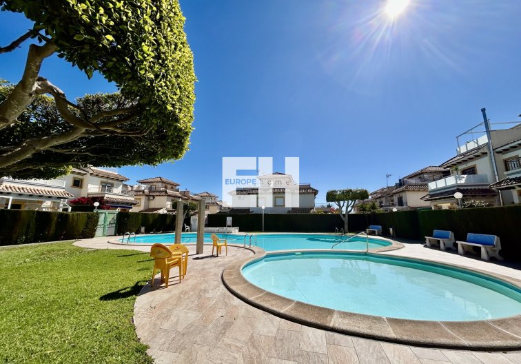 Appartement - Herverkoop - Punta Prima - Costa Blanca