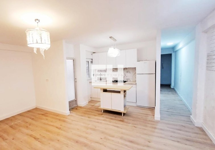 Appartement - Herverkoop - Torrevieja - Centro