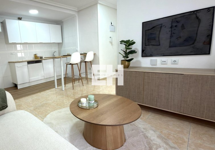 Appartement - Herverkoop - Torrevieja - Centro