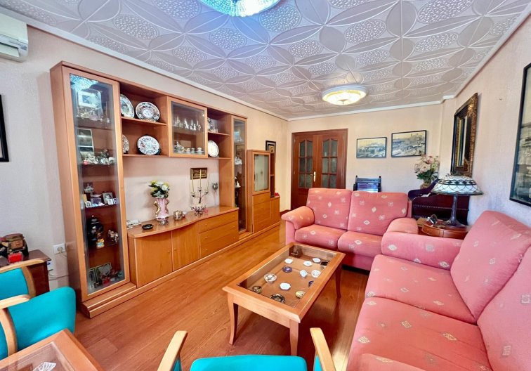 Appartement - Herverkoop - Torrevieja - Centro