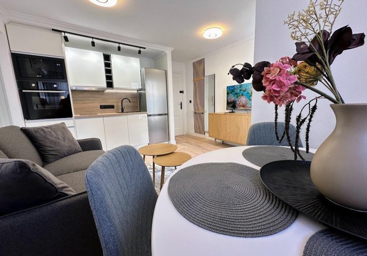 Appartement - Herverkoop - Torrevieja - Centro