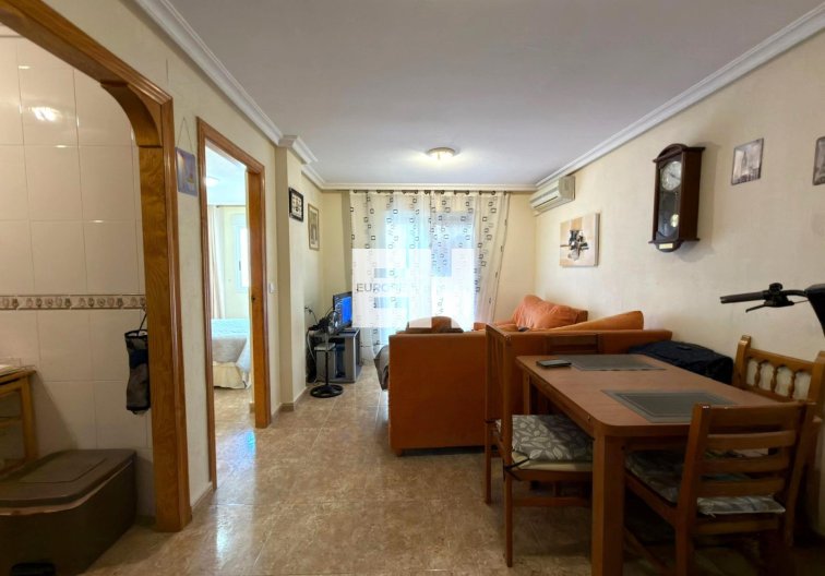 Appartement - Herverkoop - Torrevieja - Curva Del Palangre