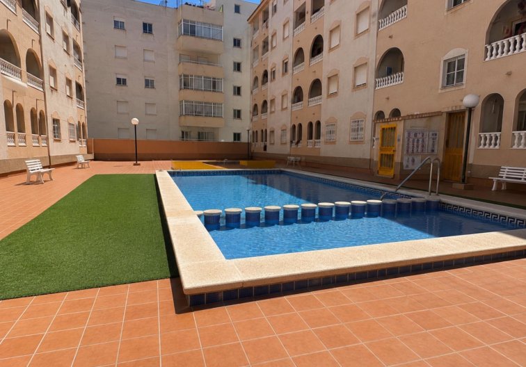 Appartement - Herverkoop - Torrevieja - Estacion De Autobuses