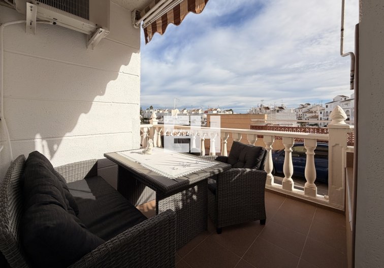 Appartement - Herverkoop - Torrevieja - Urb. Calas Blancas III