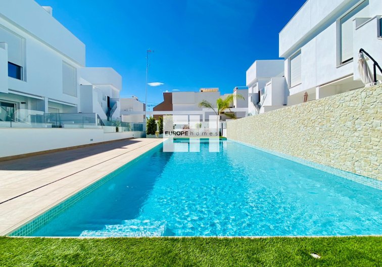 Bungalow au rez-de-chaussée - Construction Neuve - Pilar de la Horadada - pueblo