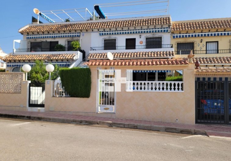Bungalow - Herverkoop - Torrevieja - Los Frutales