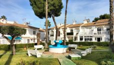 Bungalow im Erdgeschoss - Wiederverkauf - Torrevieja - RK201