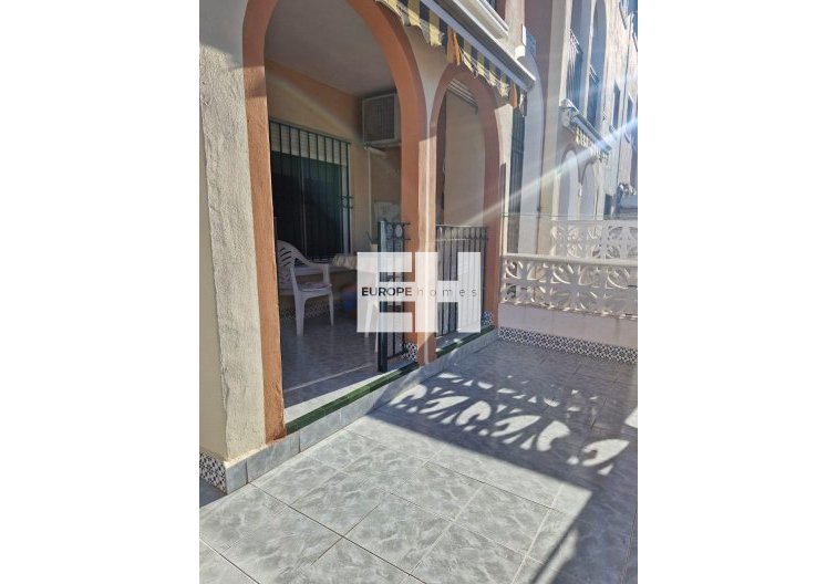 Bungalow - Resale - Torrevieja - Playa de los Naúfragos