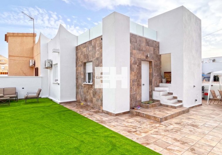 Bungalow - Wiederverkauf - Orihuela Costa - Costa Blanca